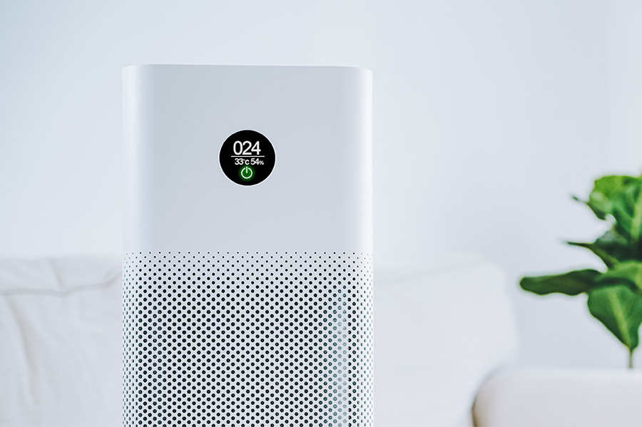 Indoor air monitor showing humidity